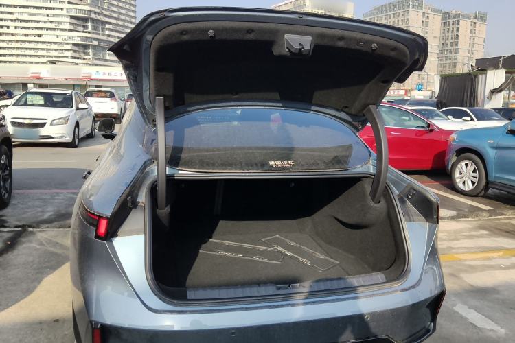 Used Lynk & Co 07 2024 EM-P 126 Long-Range Ultra
