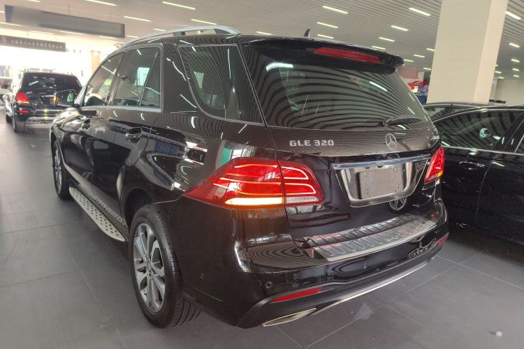 Used Mercedes-Benz GLE 2016 GLE 320 4MATIC Dynamic Edition Rear Left 45 Deg