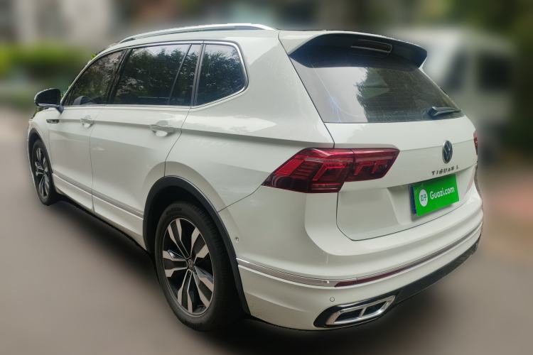 Used Volkswagen Tiguan L 2022 330TSI Automatic Two-Wheel Drive R-Line Enhanced Edition Rear Left 45 Deg