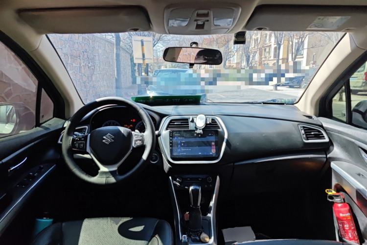 Used Suzuki S-Cross 2014 1.6L CVT Two-Wheel Drive Elite Version
