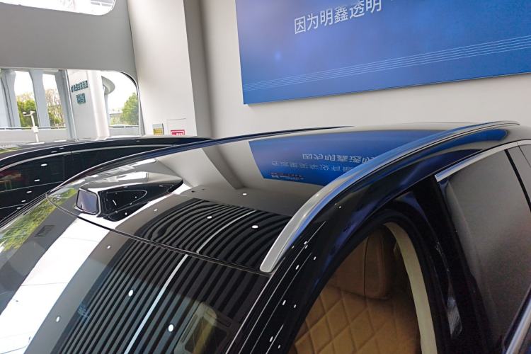 Used Hima AITO M8 2025 Extended-Range Max+ Version 53.4 kWh 6-Seater Edition Roof