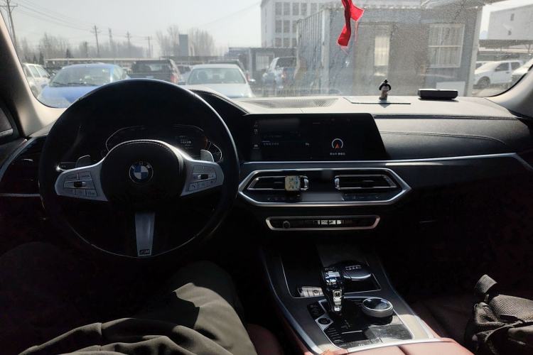 Used BMW X5 2022 Restyled xDrive 30Li Luxury Version M Sport Package