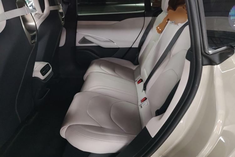 Used Xiaomi Auto SU7 2024 Four-Wheel Drive Ultra-Long Range Advanced Intelligent Driving Max Edition
