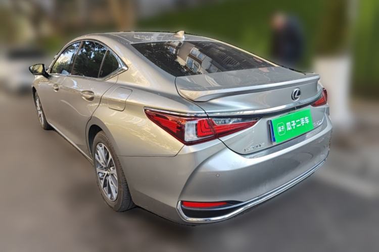 Used Lexus ES 2024 200 Premium Edition

