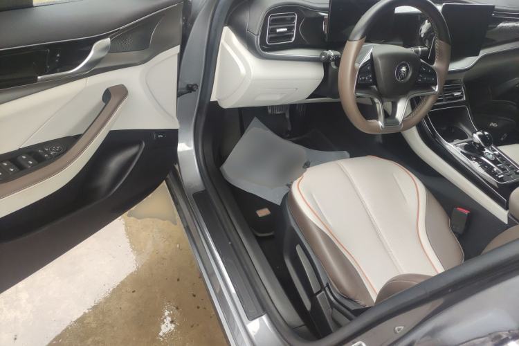 Used BYD Qin PLUS 2024 Honor Edition EV 510KM Leading Model Driver Seat