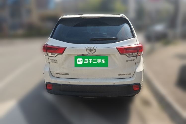 Used Toyota Highlander 2018 2.0T Four-Wheel Drive Luxury Edition 7 Seats China V Emission Standard
