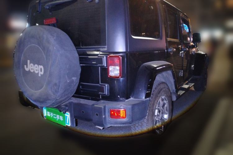 Used Jeep Wrangler 2013 3.6L Sahara Four-Door Edition
