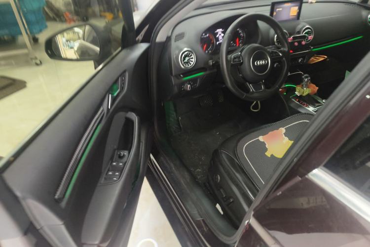 Used Audi A3 2014 Limousine 35 TFSI Automatic Comfort Model
