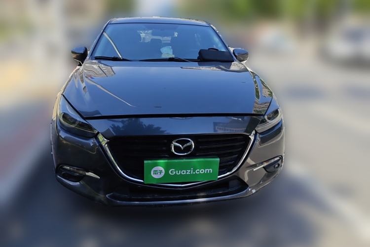 Used Mazda 3 Axela 2017 Hatchback 2.0L Automatic Sport Model China V Emission Standard Front