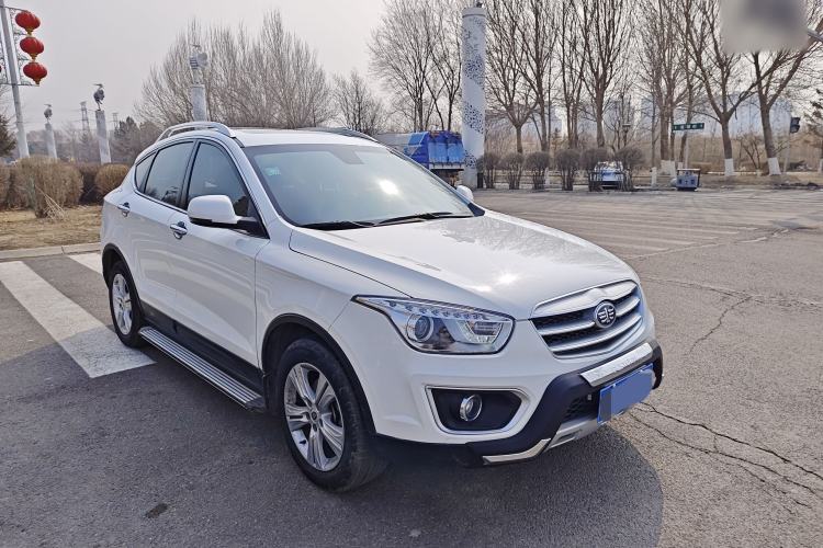 Used Bestune X80 2015 2.0L automatic luxury version
