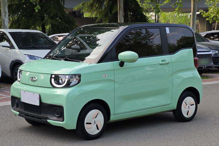 Used Chery QQ Ice Cream 2022 170km Sundae Phosphate Lithium-Ion Front Left 45 Deg