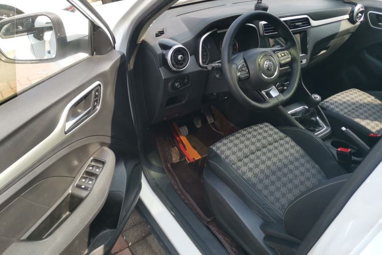 Used MG ZS 2020 Global Bestseller with 1.5L Engine Manual Transmission and a Massive 65-Inch Panoramic Sunroof Version
