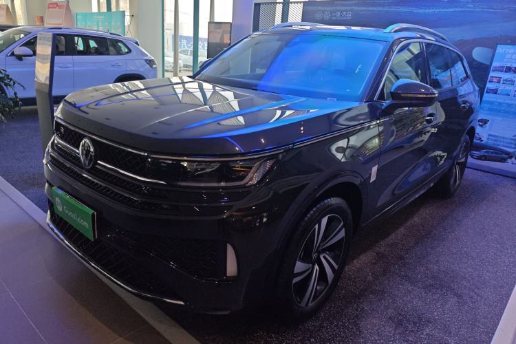 Used Volkswagen Tavendor 2024 Facelifted 380TSI All-Wheel Drive R-Line Cruise Premium Edition