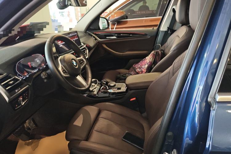 Used BMW X3 2022 xDrive25i M Sport Package Left Front Seat