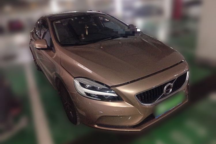 Used Volvo V40 2017 T3 Zhiyi Edition