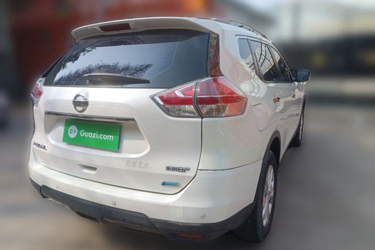 Used Nissan X-Trail 2014 2.0L Manual Fashion Edition 2WD
