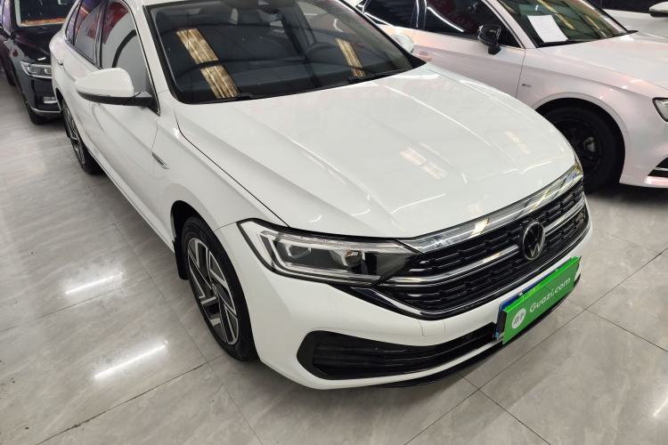 Used Volkswagen Sagitar 2023 200TSI DSG Excellence Edition
