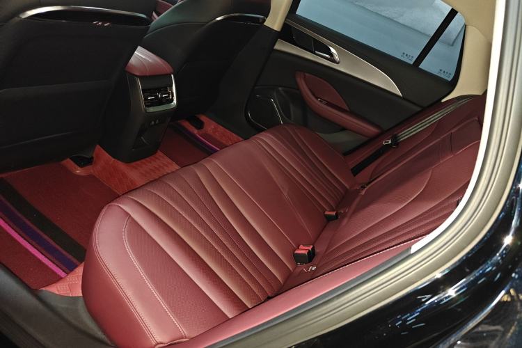 Used Hongqi H5 2024 1.5T DCT Smart Connect Flagship Edition Left Rear Seat