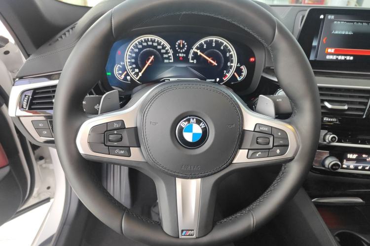 Used BMW 5 Series 2018 Restyled 530Li Luxury Edition M Sport Package
