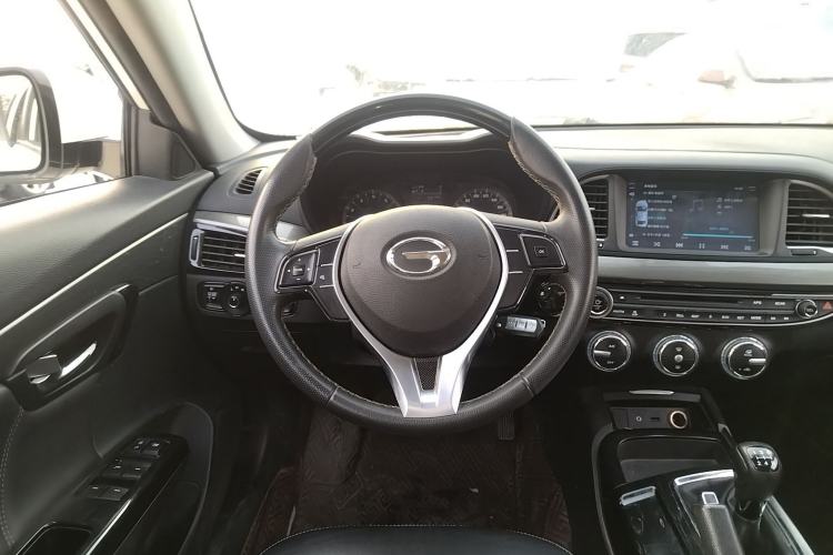 Used GAC Trumpchi GA6 2016 235T Manual Elite Edition Steering Wheel