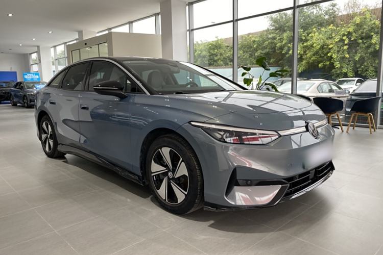 Used Volkswagen ID.7 VIZZION 2024 AIR model
