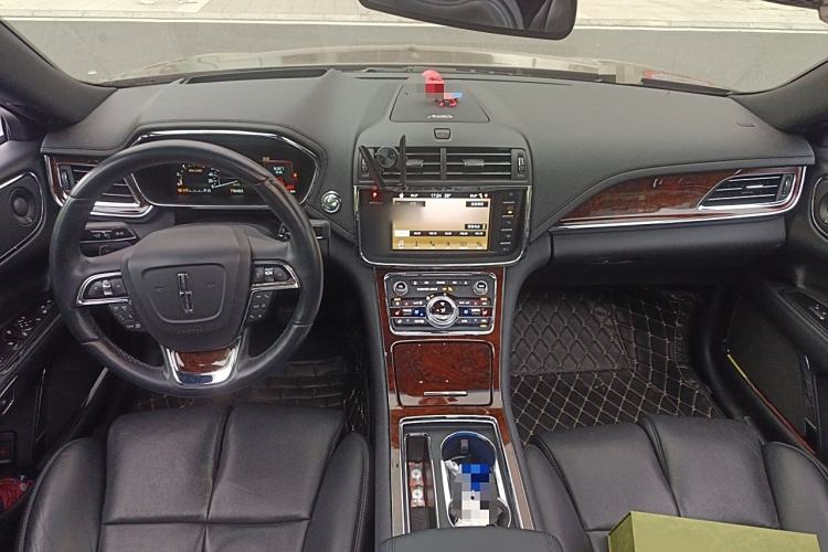 Used Lincoln Continental 2019 2.0T Two-Wheel Drive Prestige Version China VI Standard
