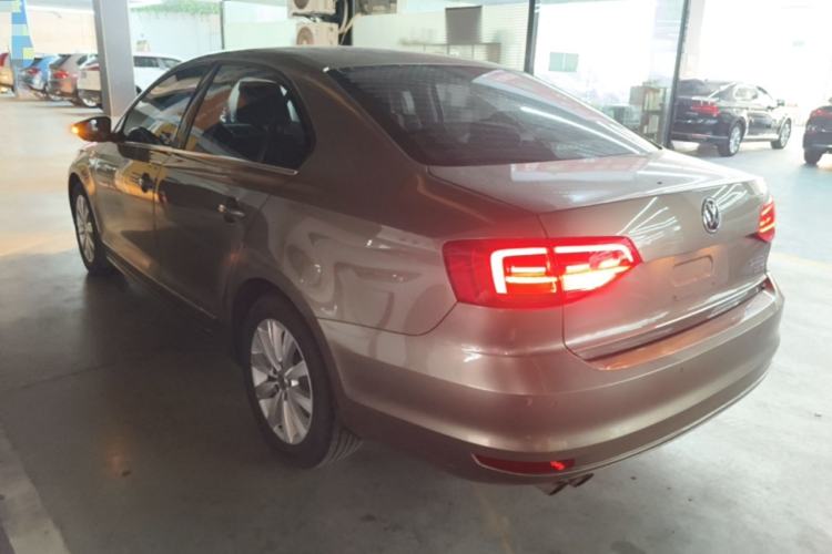 Used Volkswagen Sagitar 2016 230TSI 25th Anniversary Edition
