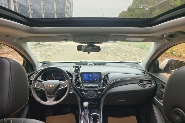 Used Chevrolet Equinox 2021 535T Yujie Edition Interior 4