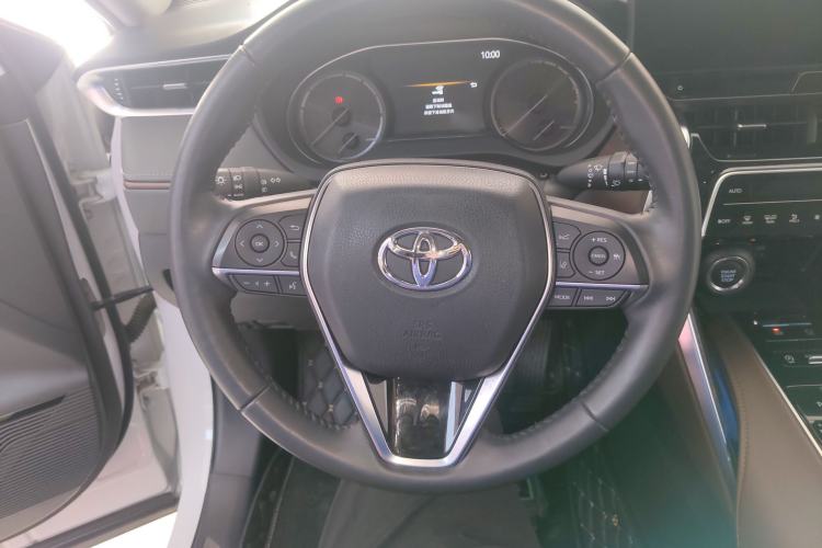 Used Toyota Harrier 2023 2.0L CVT Two-Wheel Drive Deluxe Edition
