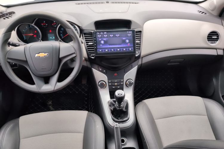 Used Chevrolet Cruze 2013 1.6L SL MT
