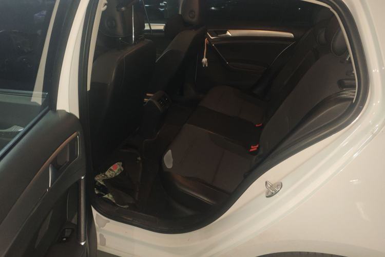 Used Volkswagen Golf 2018 230TSI Automatic Comfort Model
