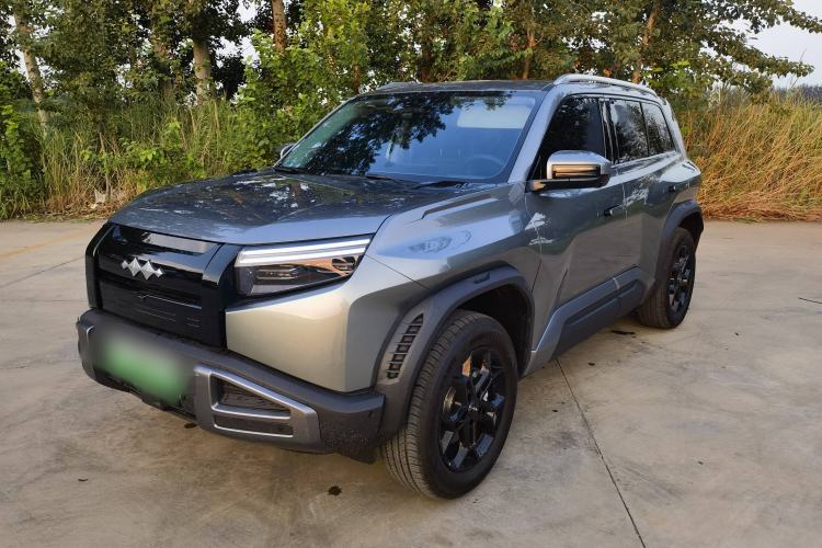 Used Formula Leopard Titanium 3 2025 501 km Range Rear-Wheel Drive Intelligent Driving Max Edition