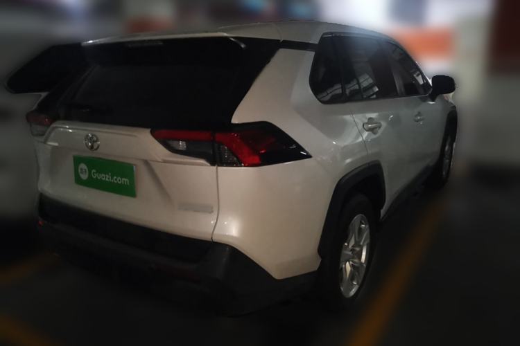 Used Toyota RAV4 2024 2.0L CVT Two-Wheel Drive Urban Edition
