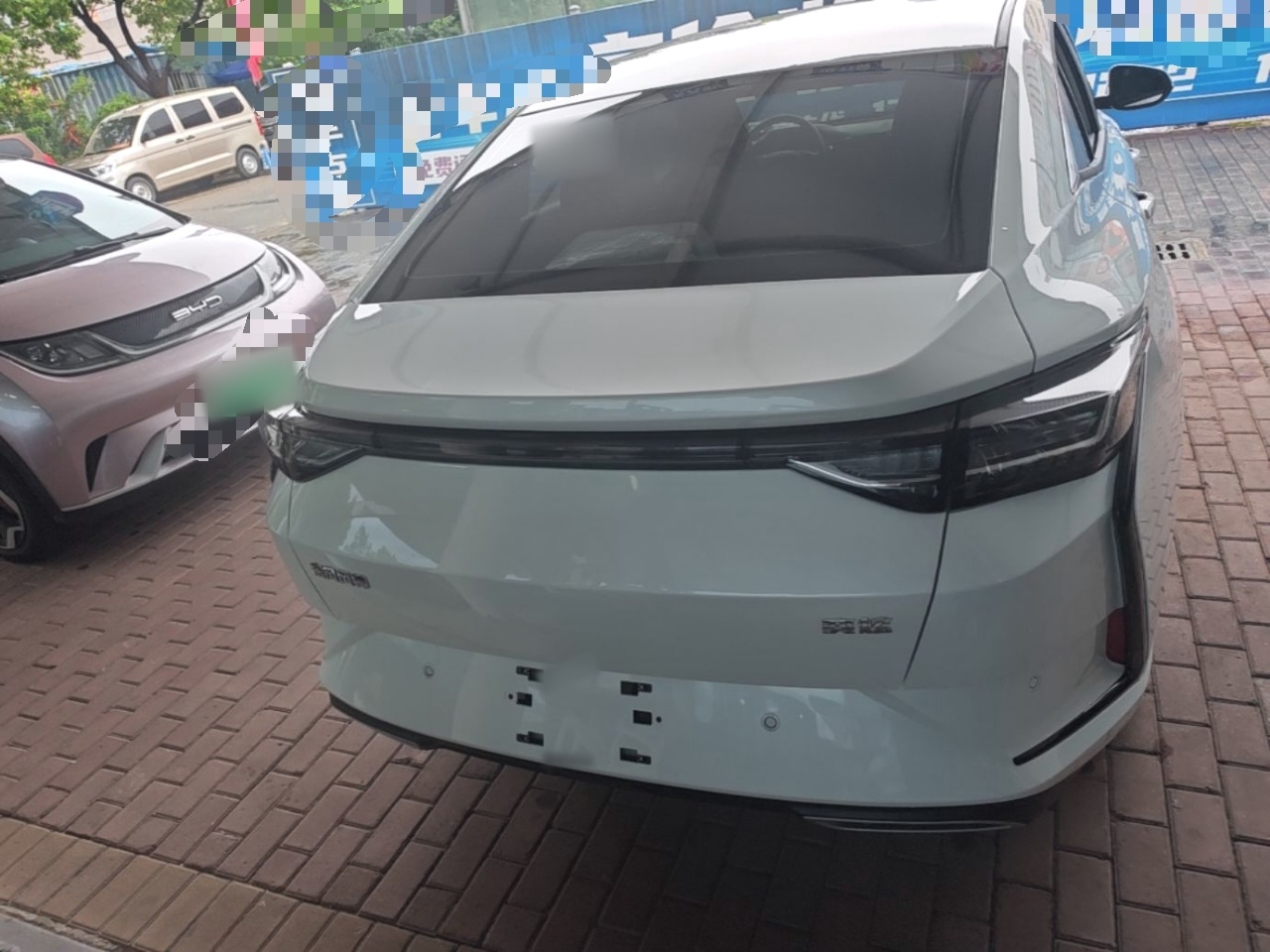 Dongfeng Aeolus Yixuan 2025 1.5L Automatic Luxury Version - Luxury — снимка 5