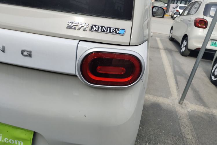 Used Wuling Hongguang MINIEV 2024 3rd Generation 215km Youth Edition
