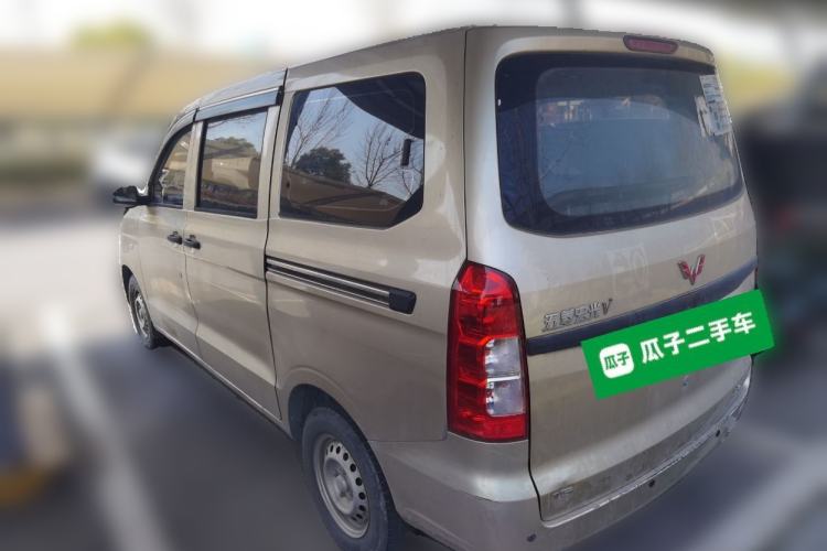Used Wuling Hongguang V 2019 1.5L Jingqu Version China VI LAR