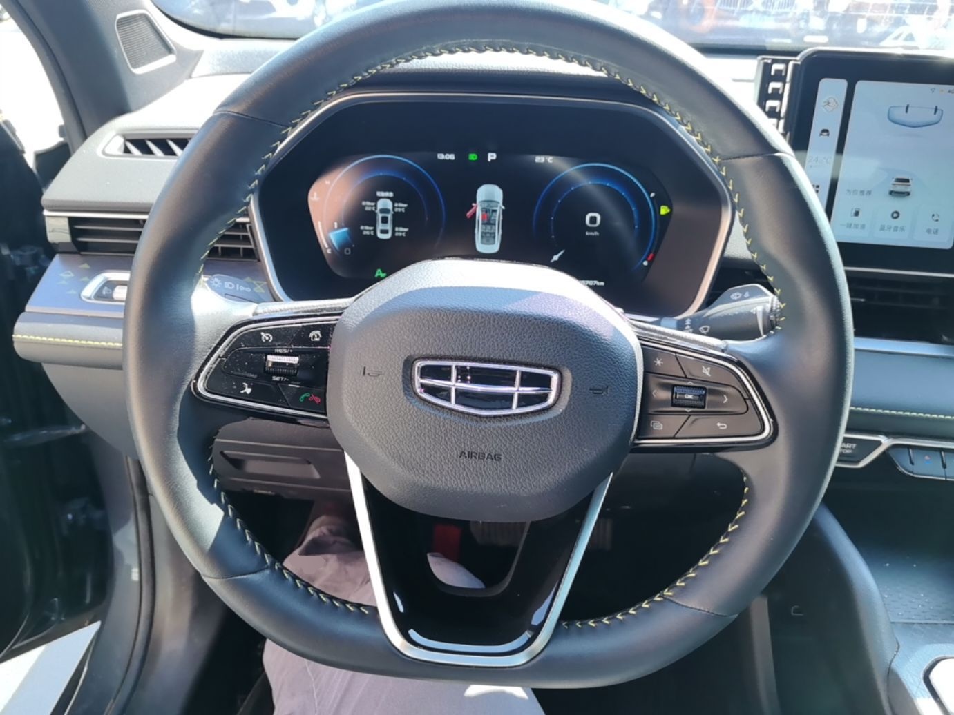 Geely Auto Preface 2023 1.5TD Kunlun Edition — снимка 13