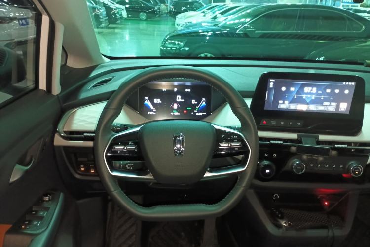 Used Bestune NAT 2023 PRO Comfortable Travel Extended Range Battery-Swap Version 401km