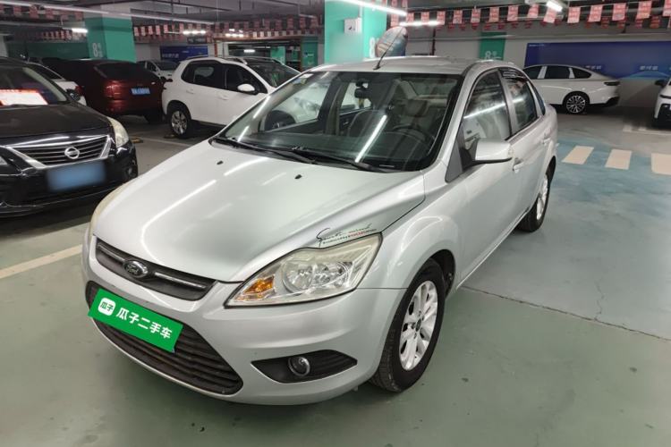 Used Ford Focus 2013 Sedan Classic 1.8L Manual Base Model