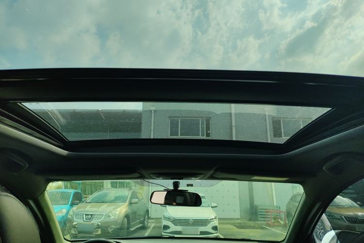 Used Honda XR-V 2021 1.5L CVT Comfort Version Headliner