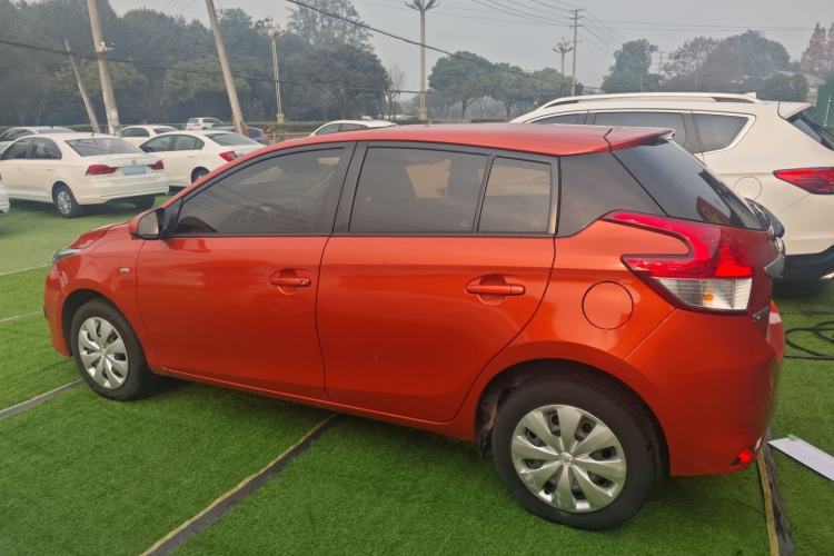 Used Toyota YARiS L Zhi Xuan 2015 1.5E Automatic Charm Edition Left Side