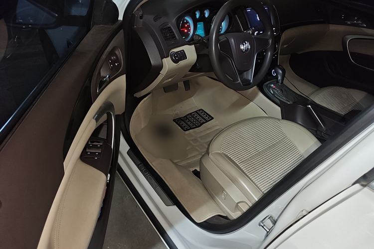 Used Buick Regal 2015 2.0L Leading Fashion Edition
