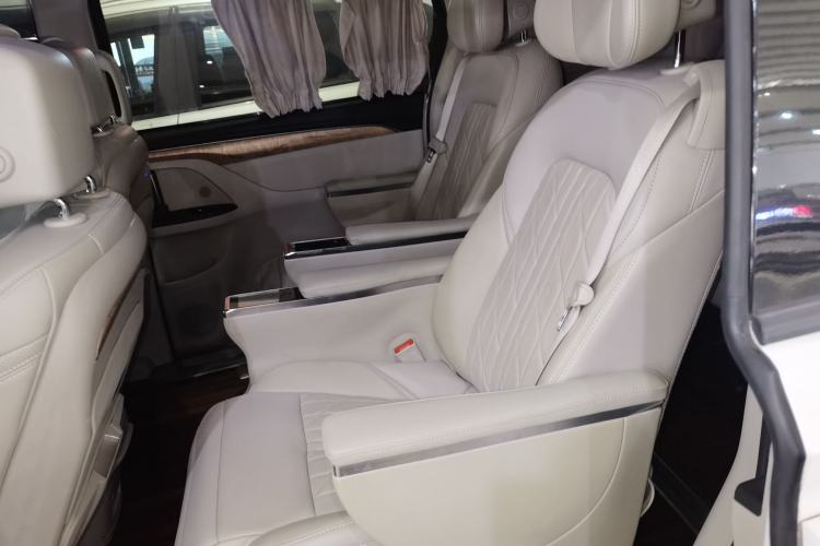 Used Buick GL8 2018 ES 28T Comfort Model China VI Standard
