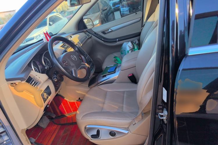 Used Mercedes-Benz R-Class 2011 R 300 L Business Model Left Front Seat