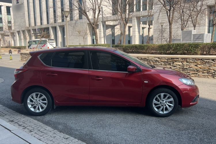 Used Nissan Tiida 2016 1.6L CVT Cool Dynamic Edition Exterior 1
