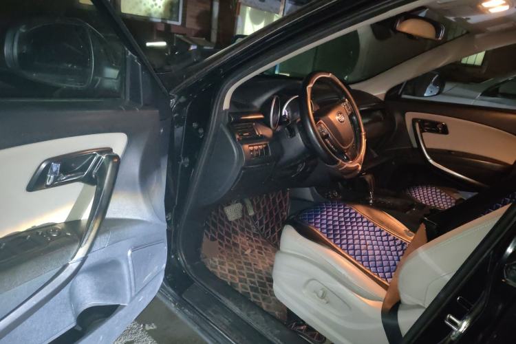 Used Bestune X80 2015 1.8T Automatic Luxury Model Driver Seat