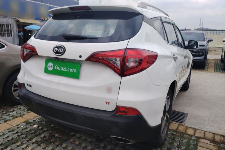 Used BYD Song 2016 1.5TI Manual Luxury Model
