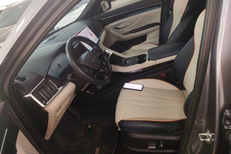 Used BYD Song PLUS New Energy 2024 HONOR Edition DM-i 110km Flagship Model
