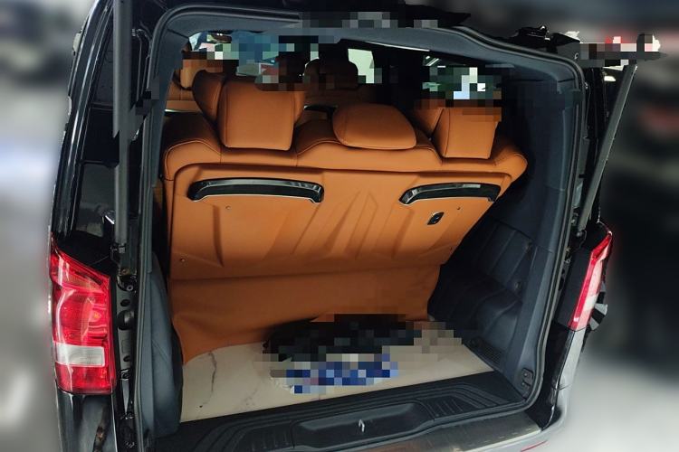 Used Mercedes-Benz Vito 2021 2.0T Elite Version 7 Seats Trunk