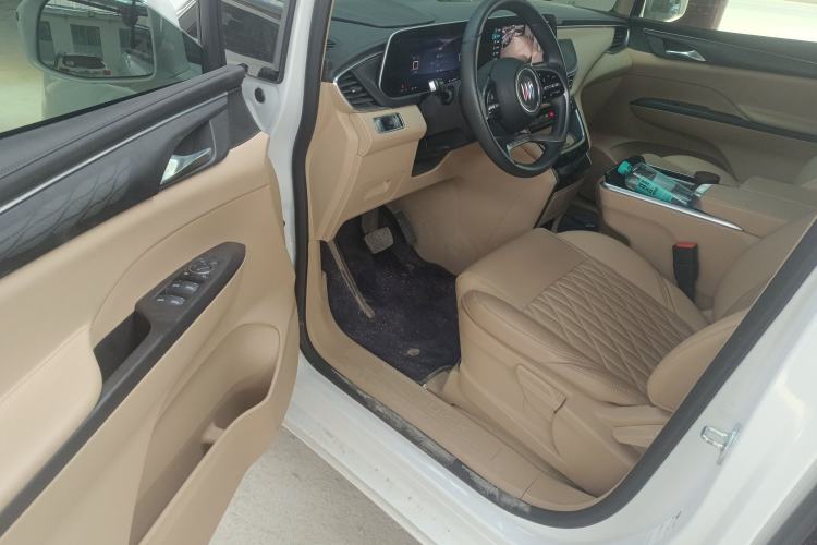 Used Buick GL8 2025 Model Land Cruiser Business Class Comfort DG Edition